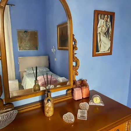 Apartment La Casa Gialla *