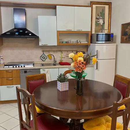 La Casa Gialla Apartment