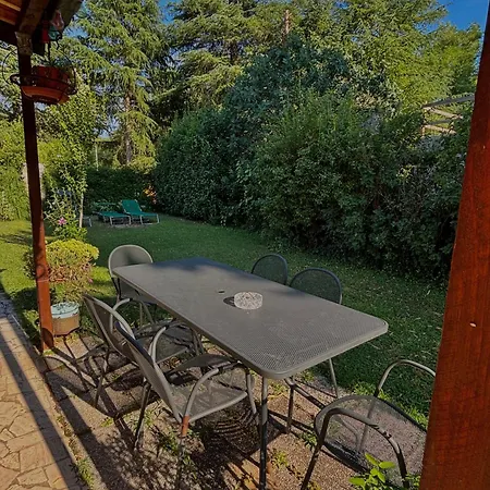 Apartment La Casa Gialla