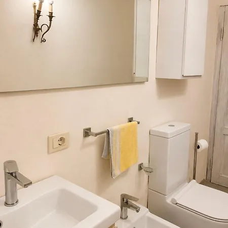 La Casa Gialla Apartment Gracciano